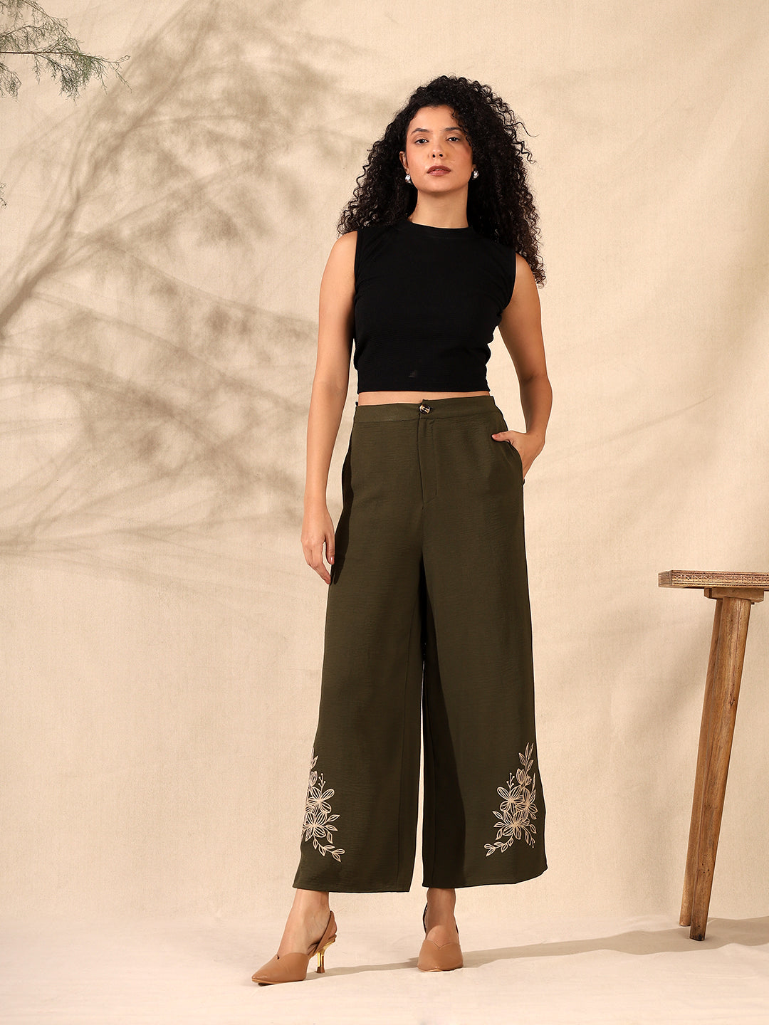 Embelished Flaired Pant