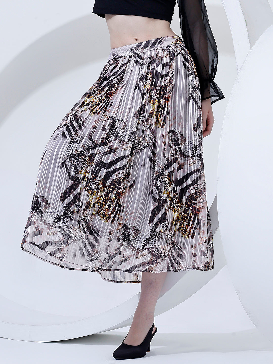 Fancy patterned Midi Skirt