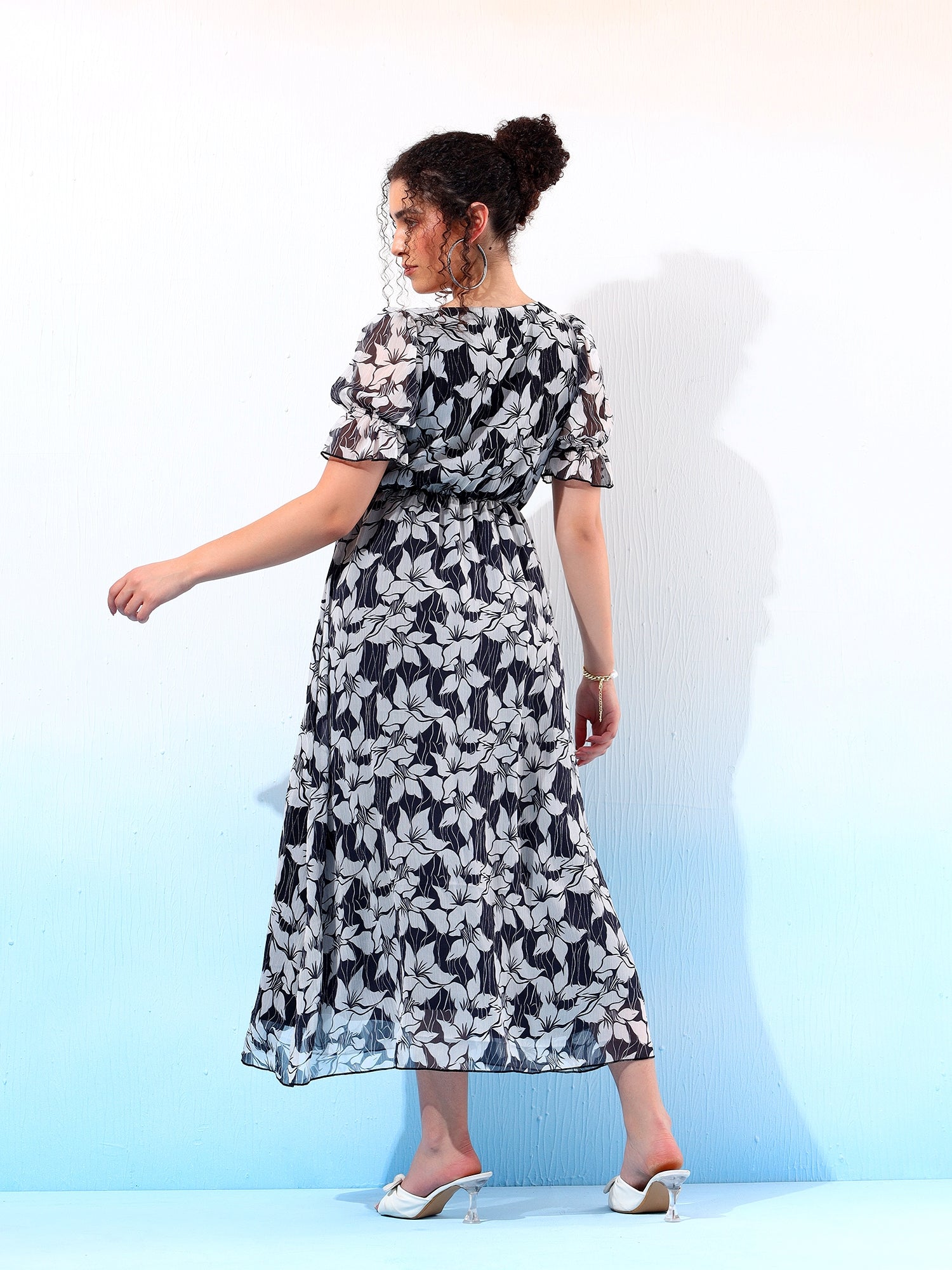Stylish Black & White Floral Printed Flared Dress