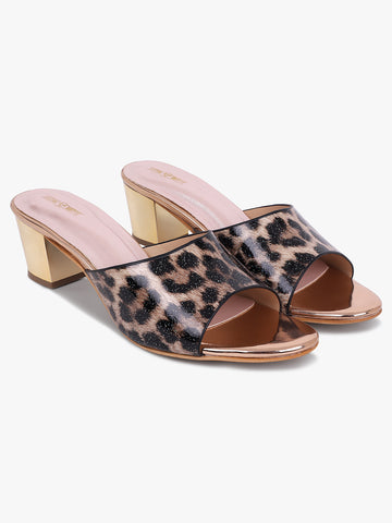 Patterned Brown Low Heel Sandals