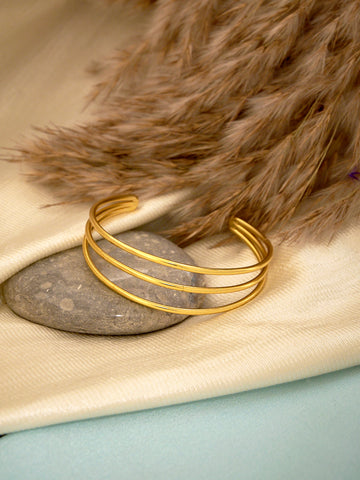 Women Stainless Steel Gold-Plated Bracelet