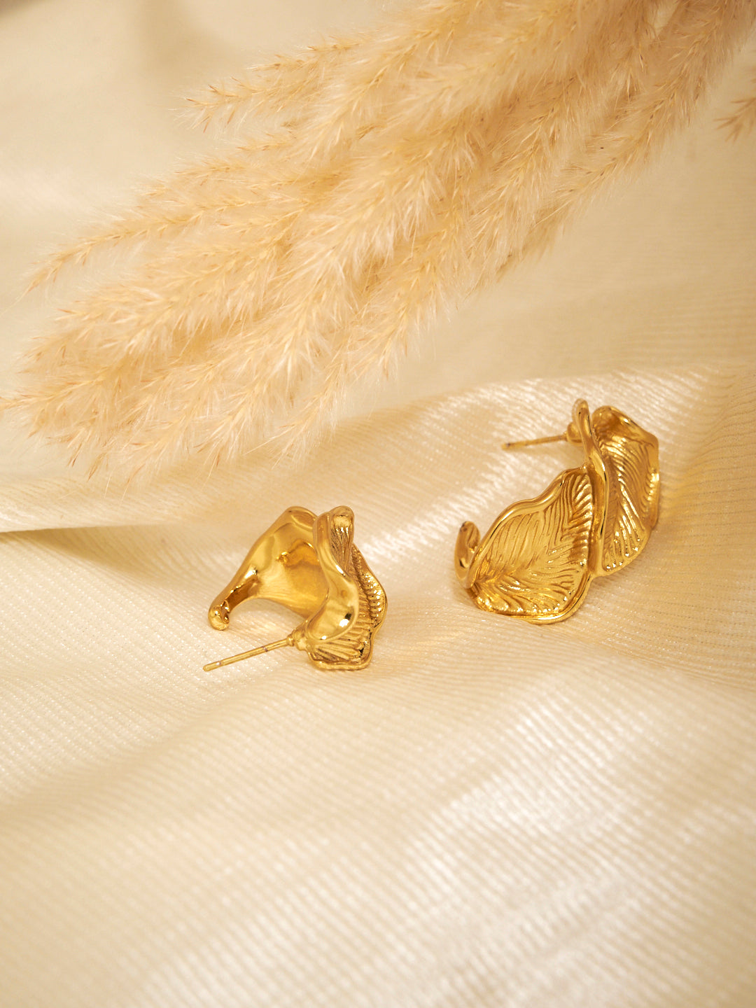 Women Gold-Plated Stainless Steel Dual Leaf Studs Earrings