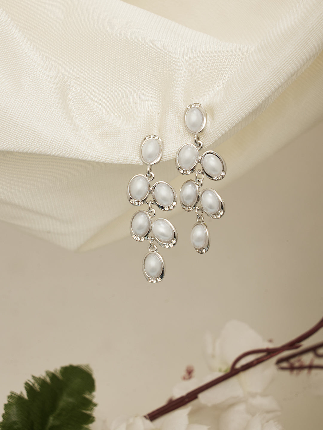 Women Contemporary Drop Earrings