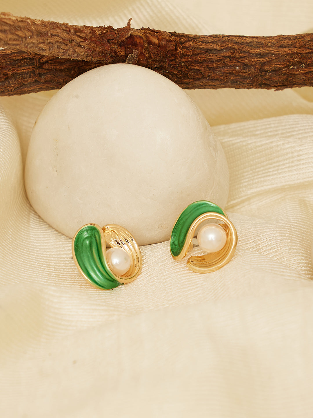 Women Gold Plated Leaf Circular Studs Earrings