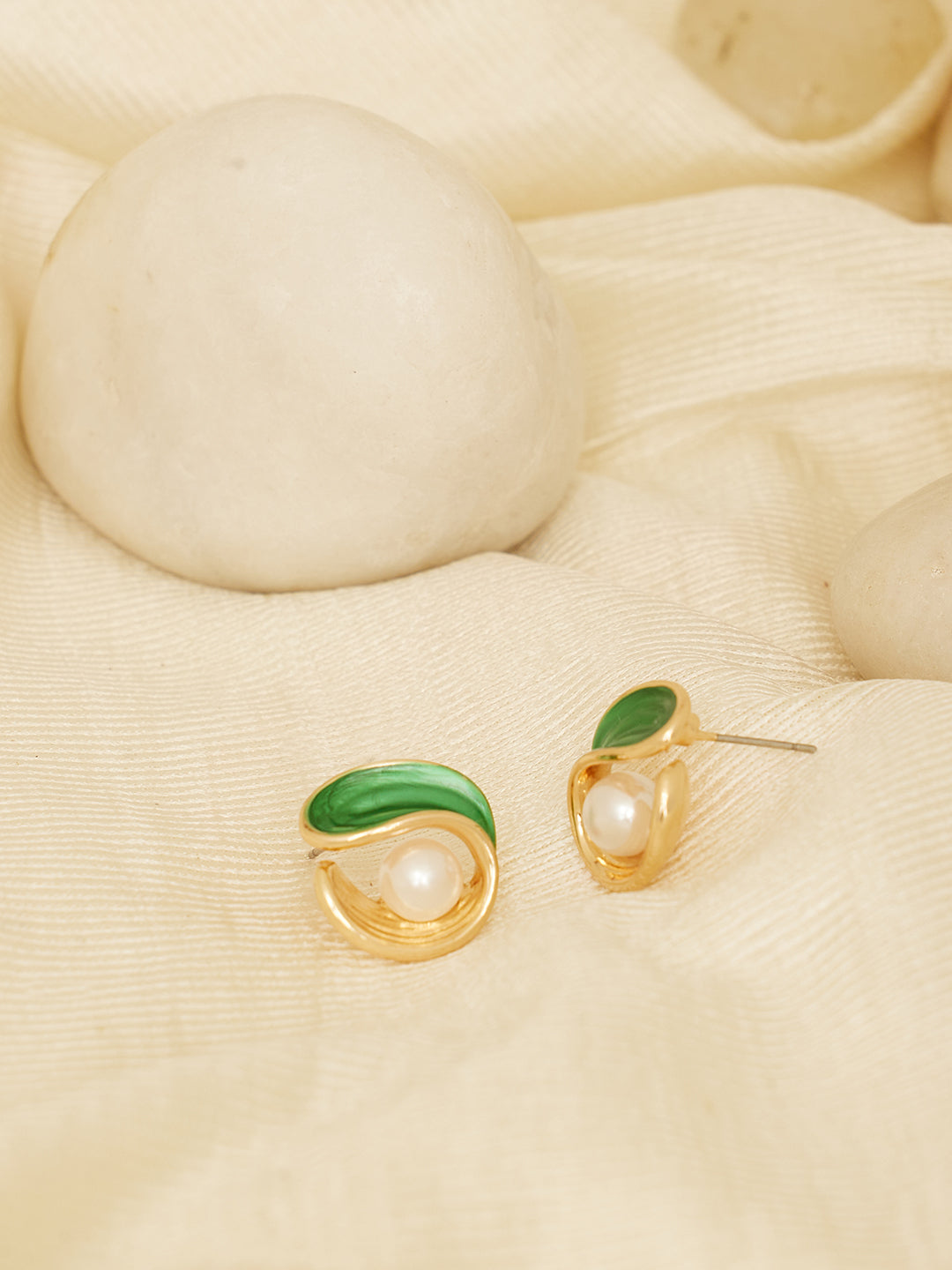 Women Gold Plated Leaf Circular Studs Earrings