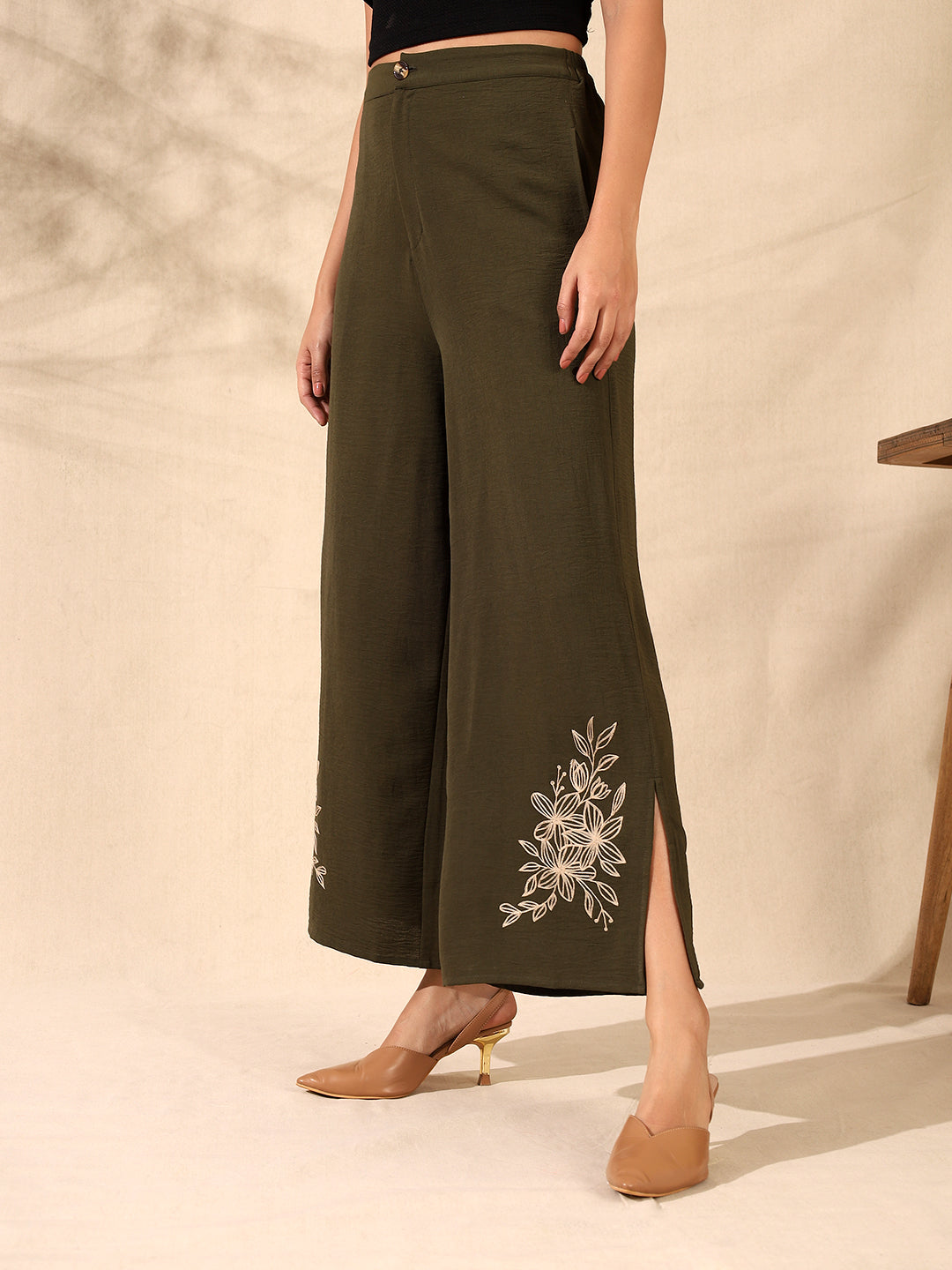 Embelished Flaired Pant