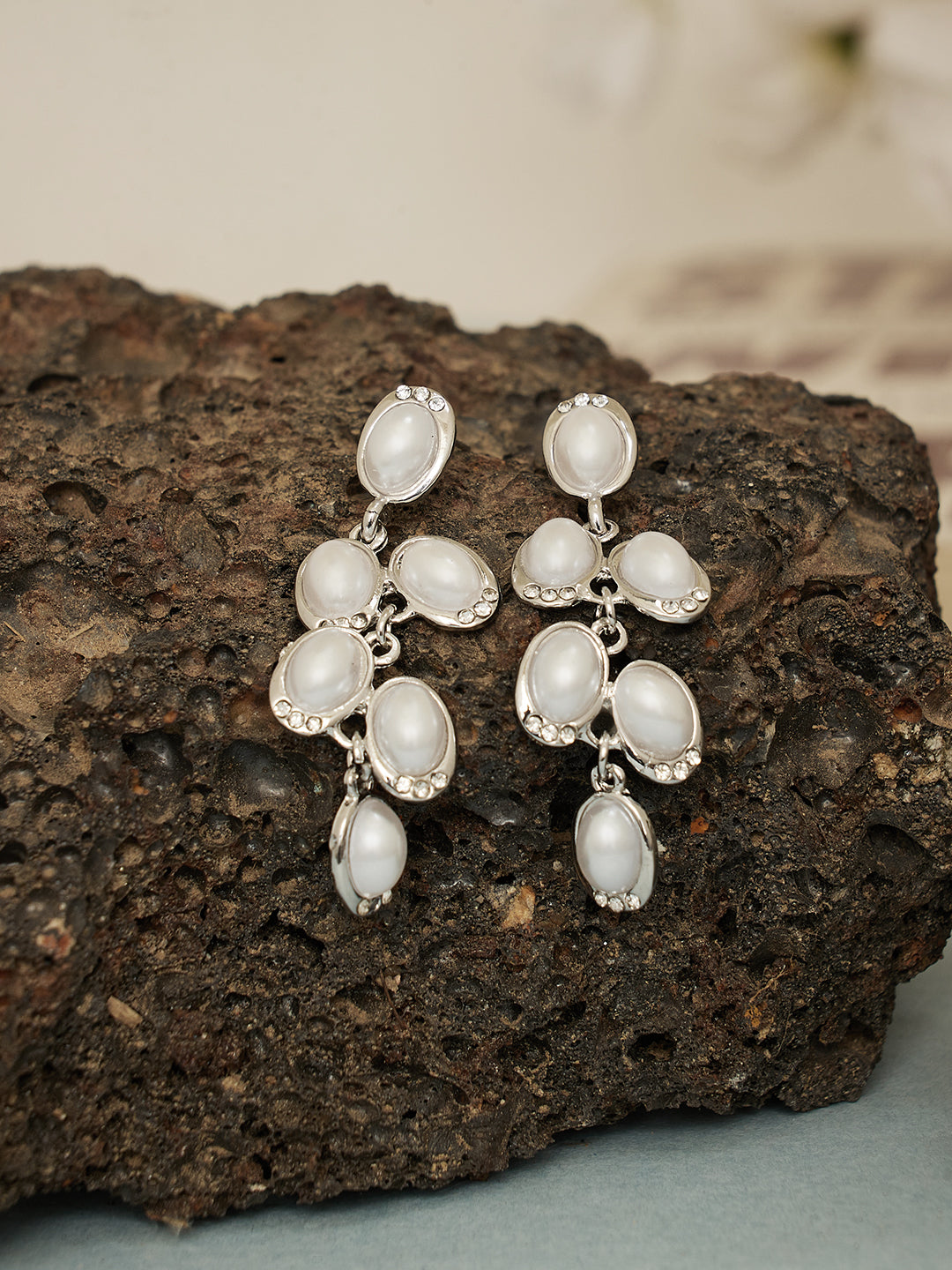 Women Contemporary Drop Earrings