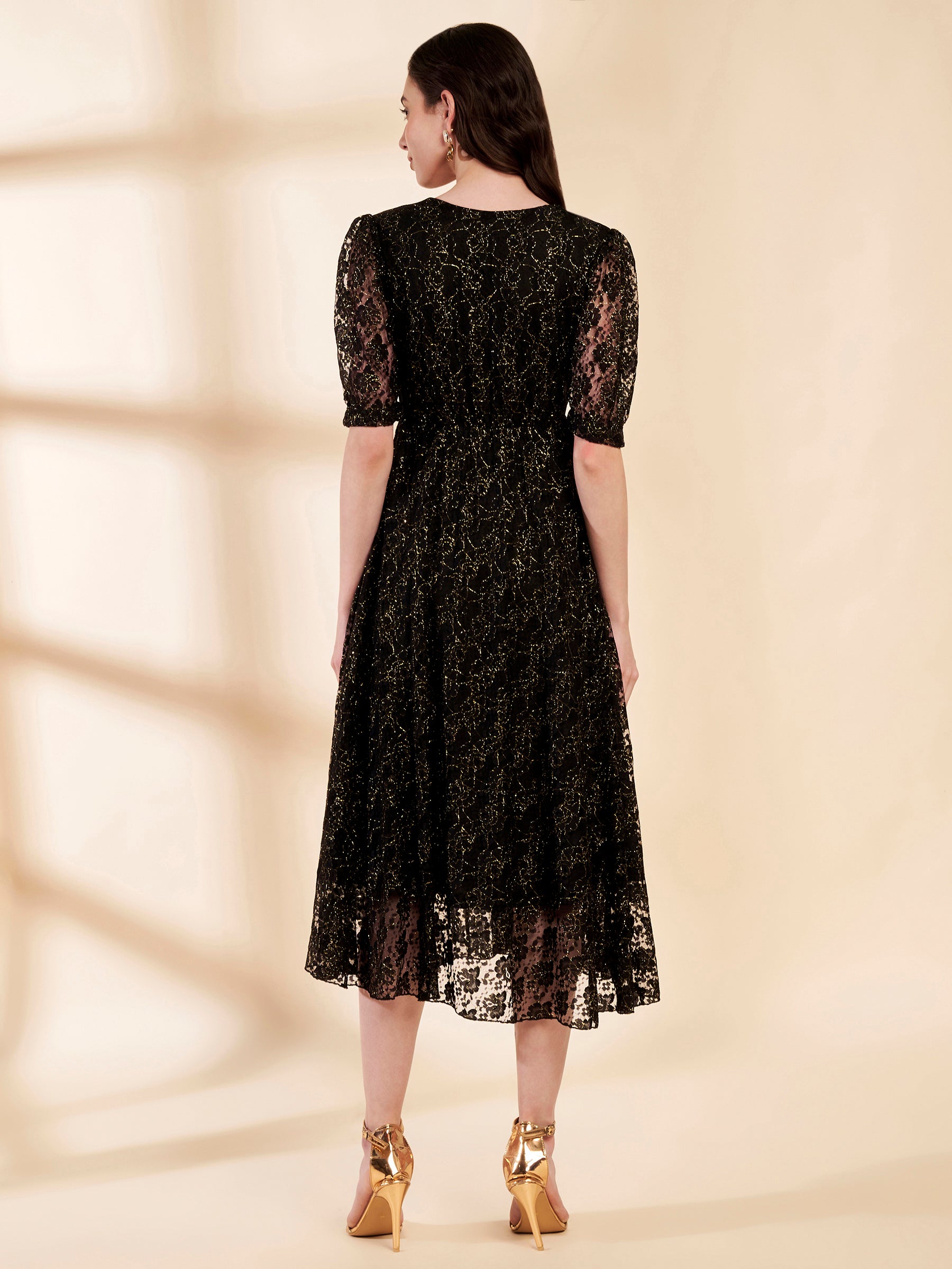Stylish Black Textured Pleated Midi Dress