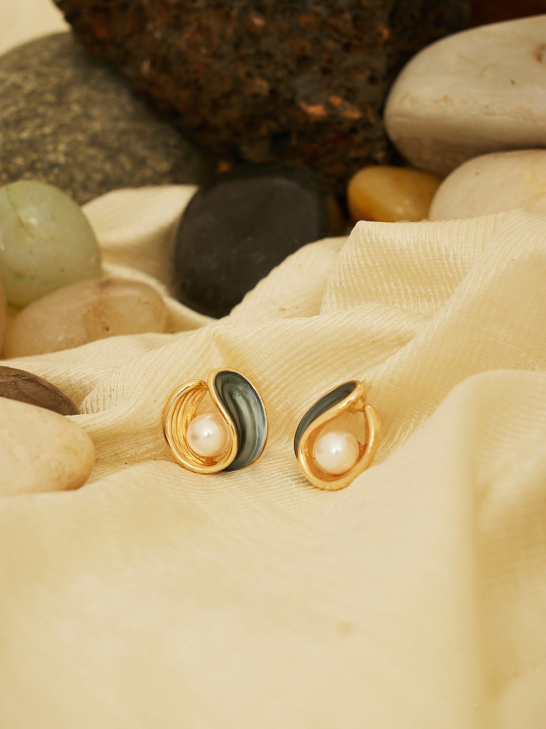 Women Green & Gold-Plated Pearls Oval Stainless Steel Stud Earrings