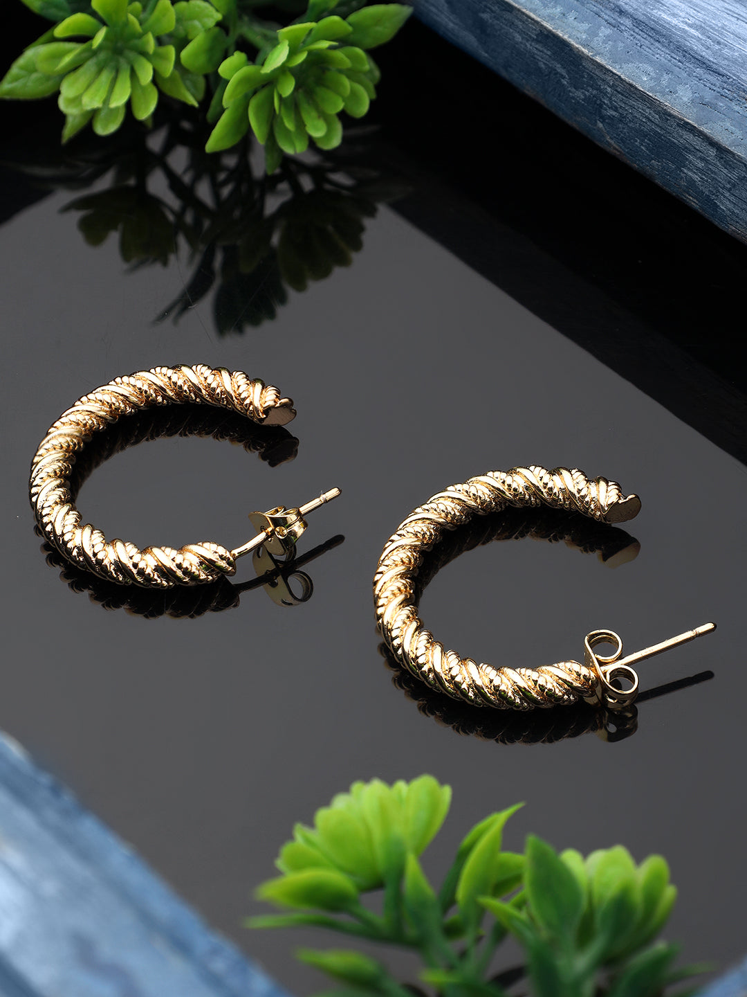 Circular Studs Earrings