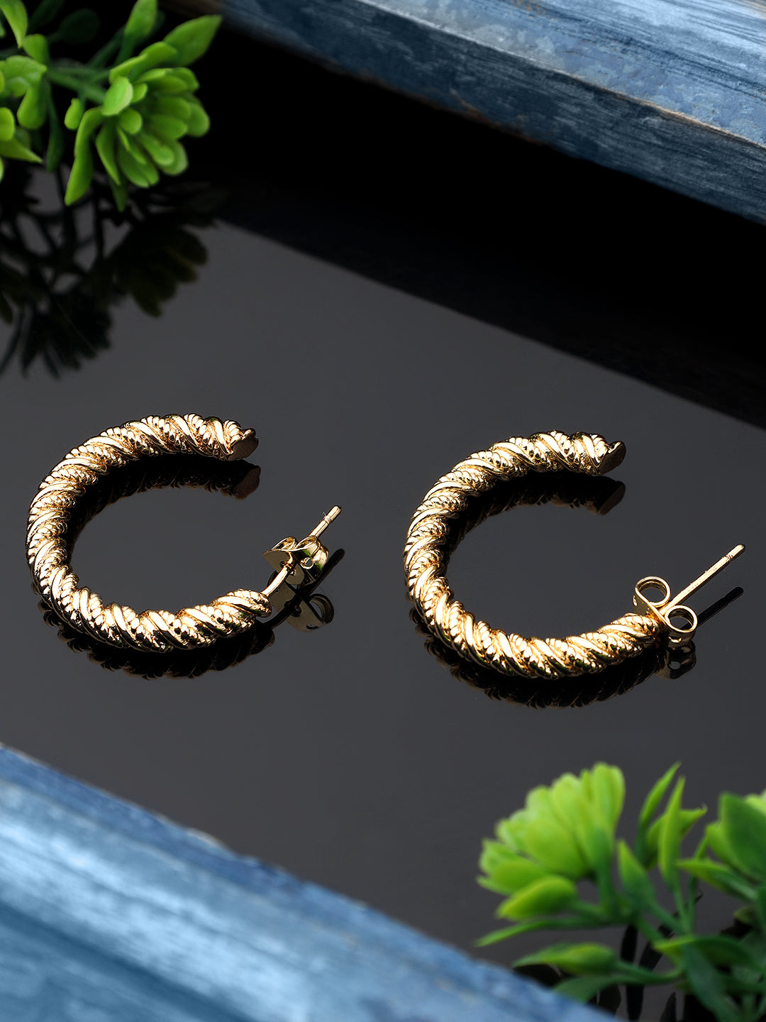 Circular Studs Earrings
