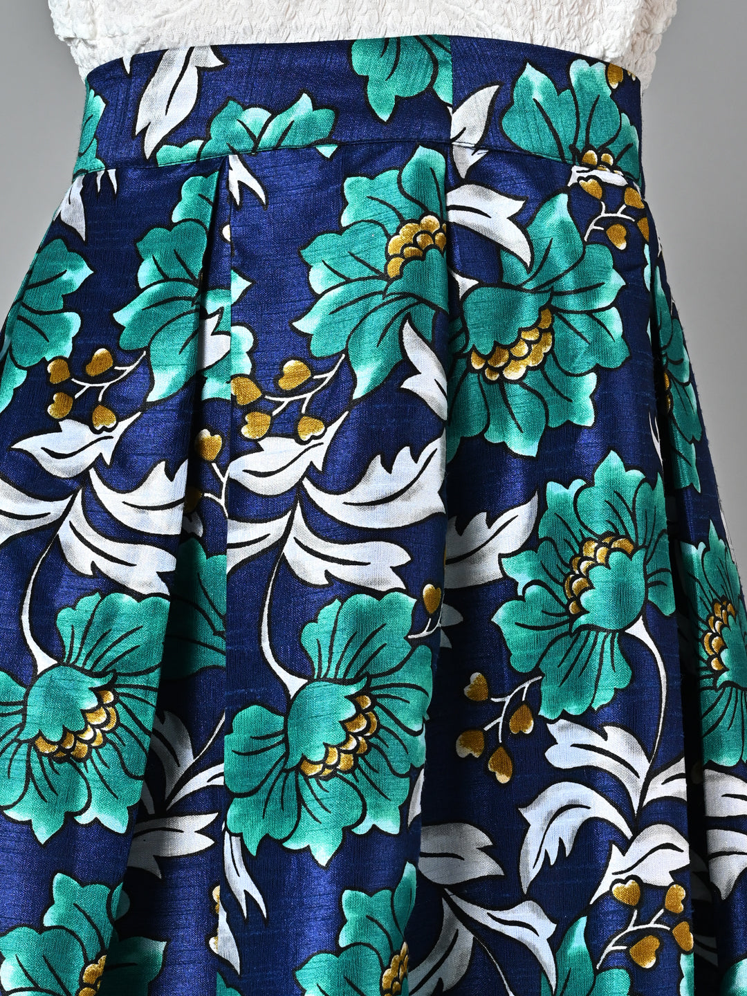 Stylish Pleated Printed Skirt