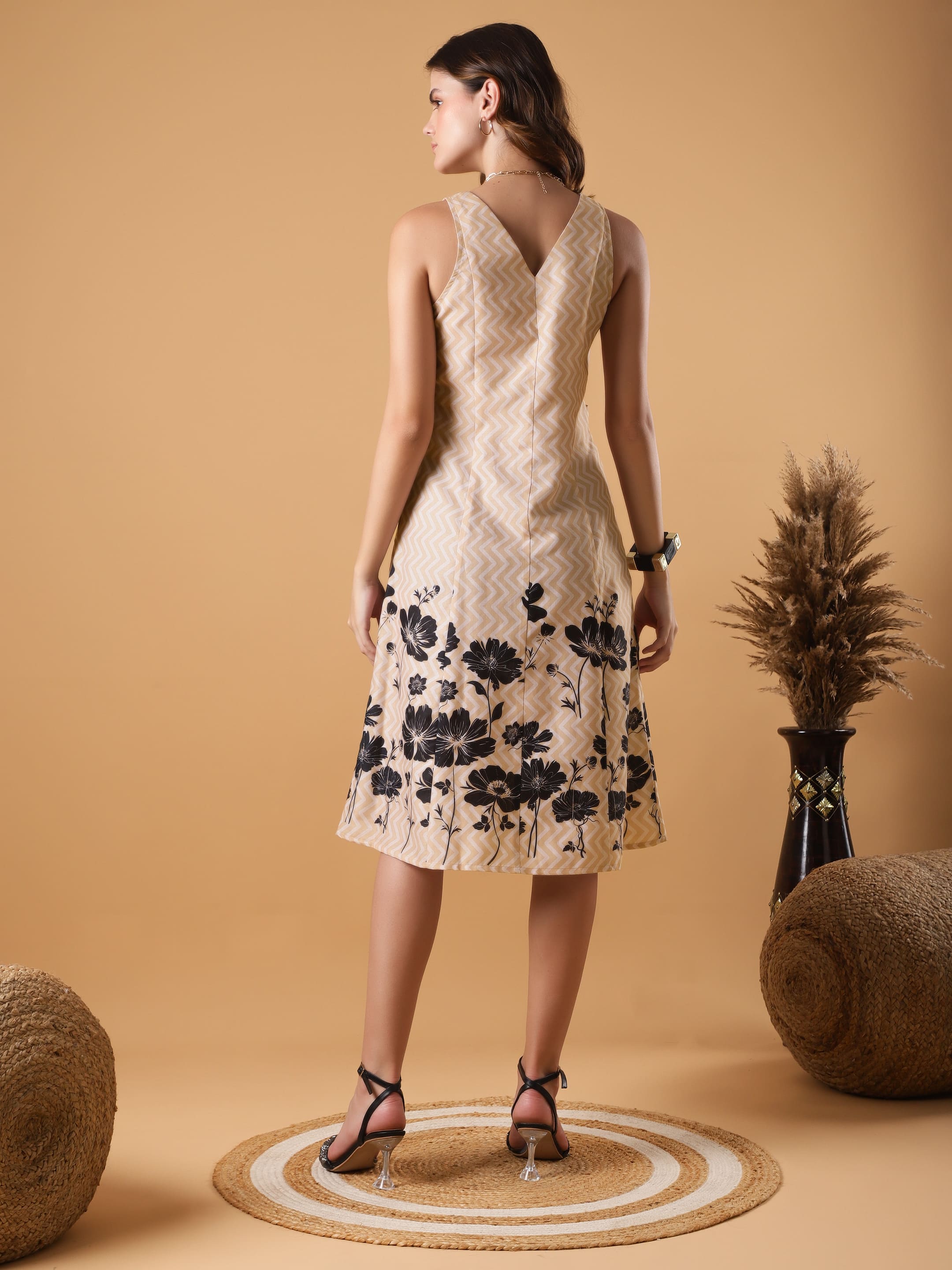 V-neck Sleevless Shirt Dress