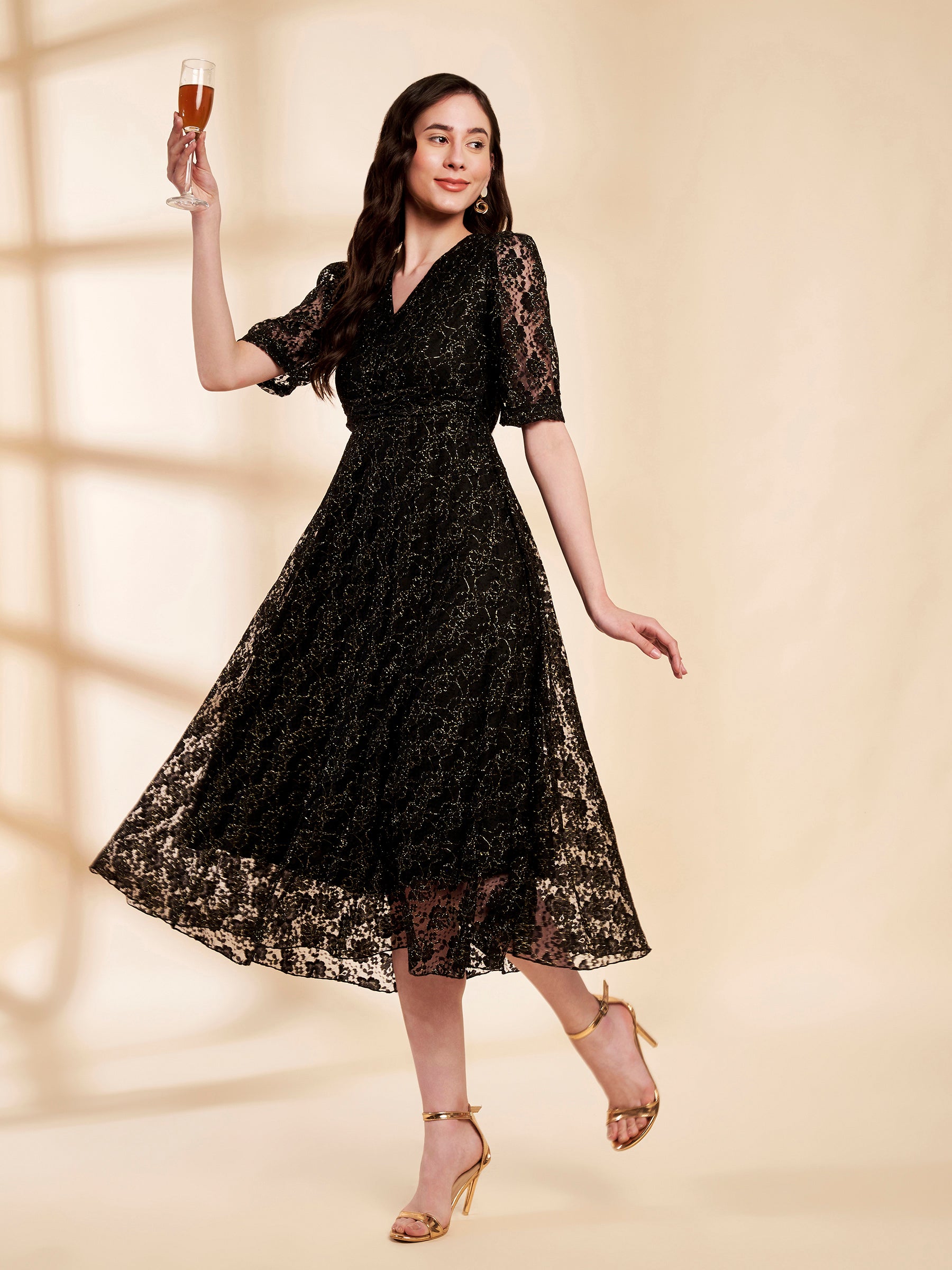 Stylish Black Textured Pleated Midi Dress