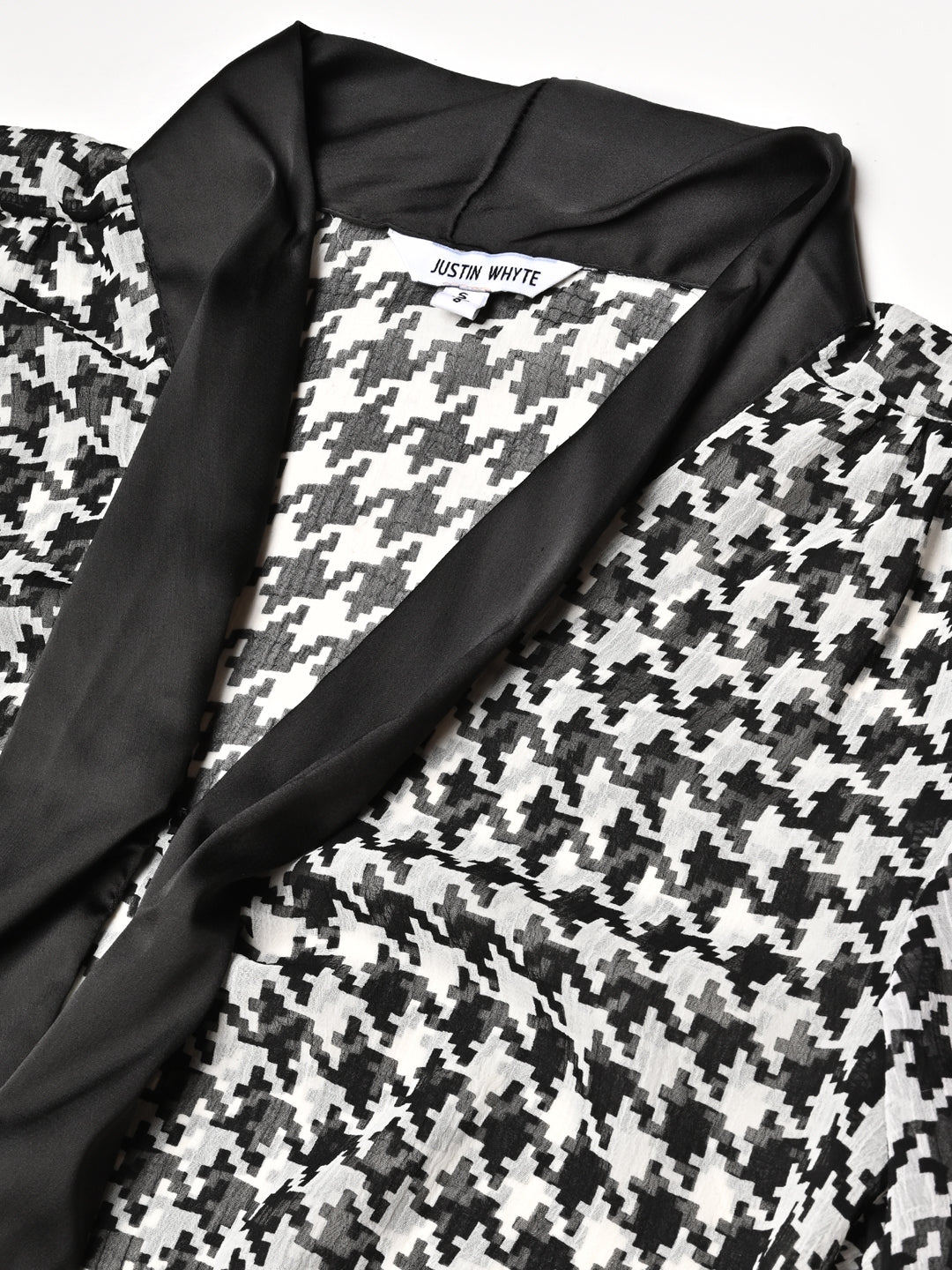 Classy Patterned Black & White Top