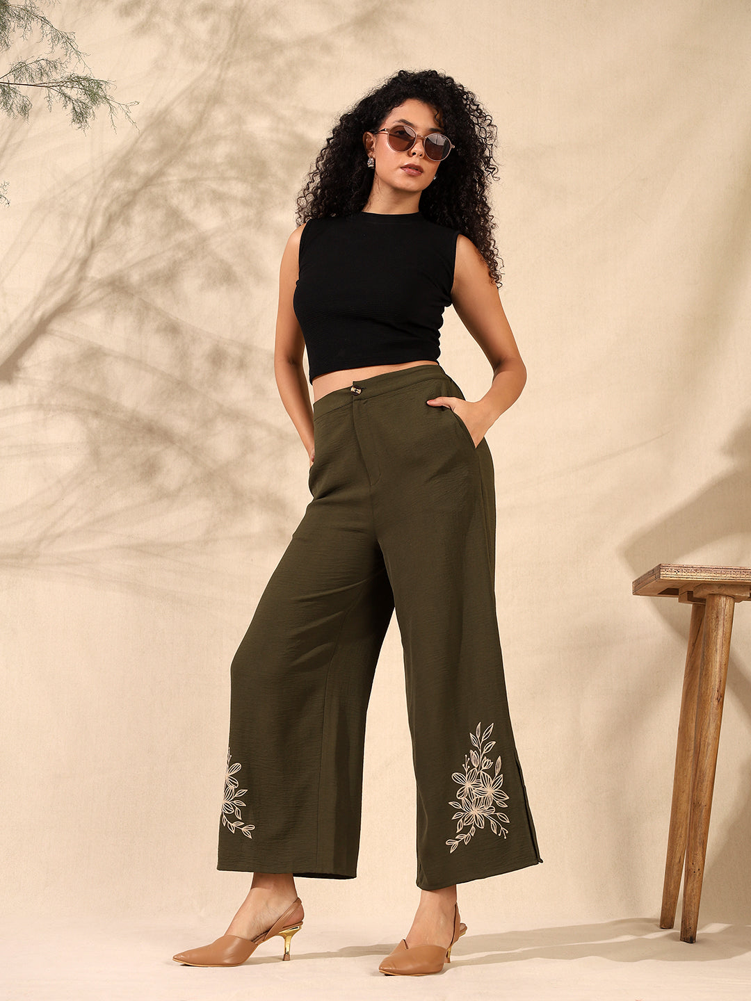 Embelished Flaired Pant