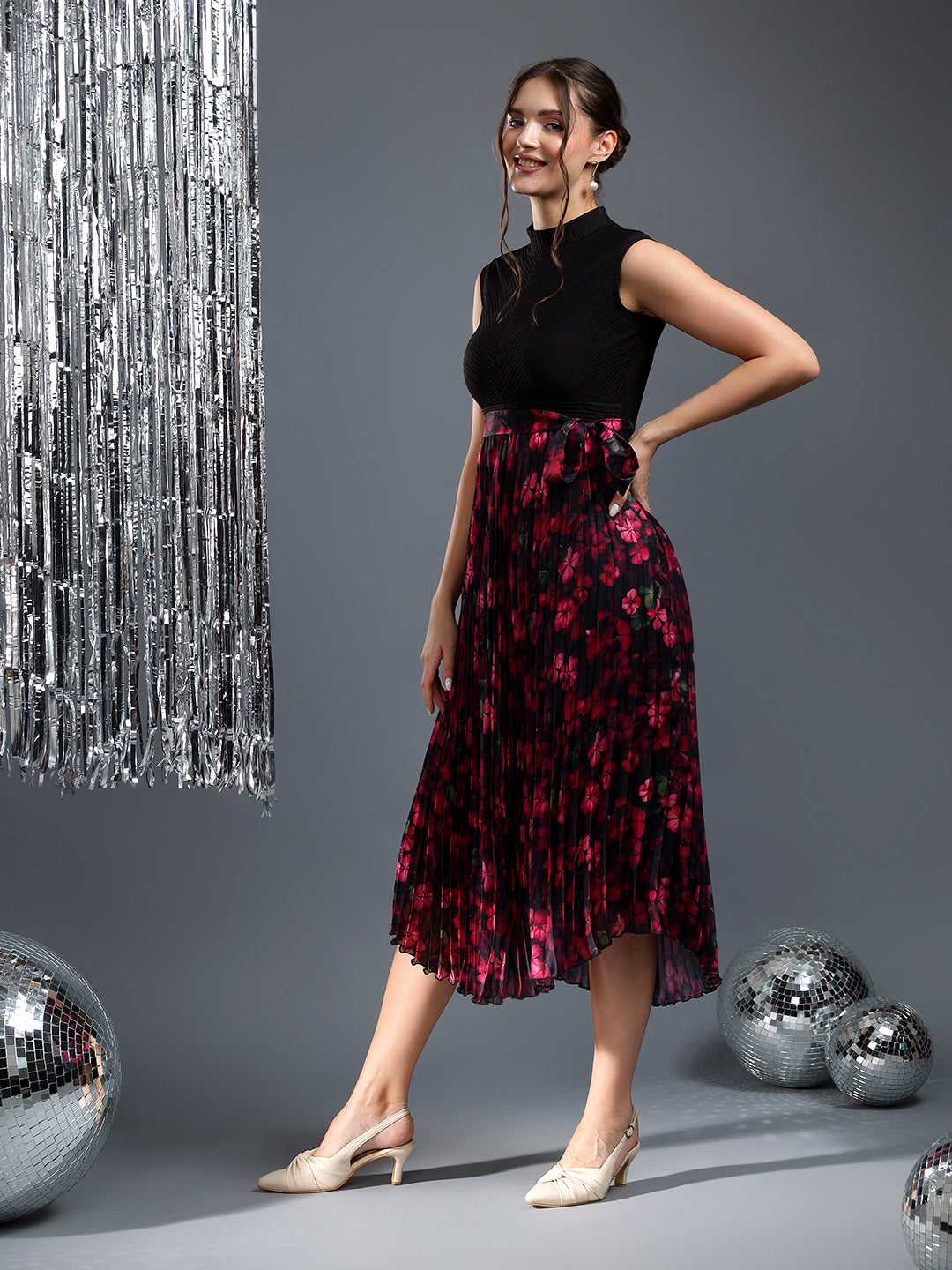 Black and Red Pleated A-Line Dress